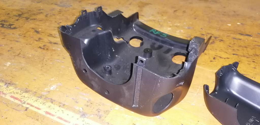 кожух рулевой колонки Honda Stepwgn 3
