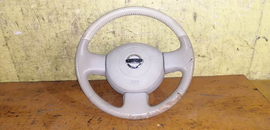 airbag водительский Nissan March 0