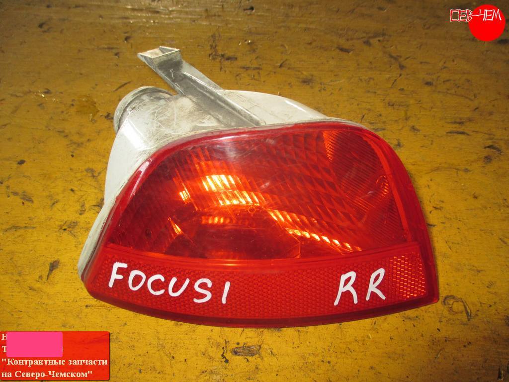 фонарь противотуманный Ford Focus