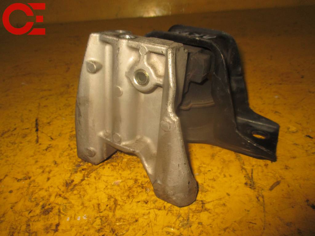 MARCH AK12 ПОДУШКА ДВС правая Nissan March