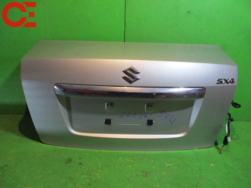 крышка багажника Suzuki SX4