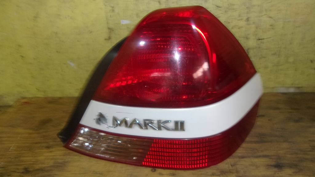 стоп-сигнал Toyota Mark II