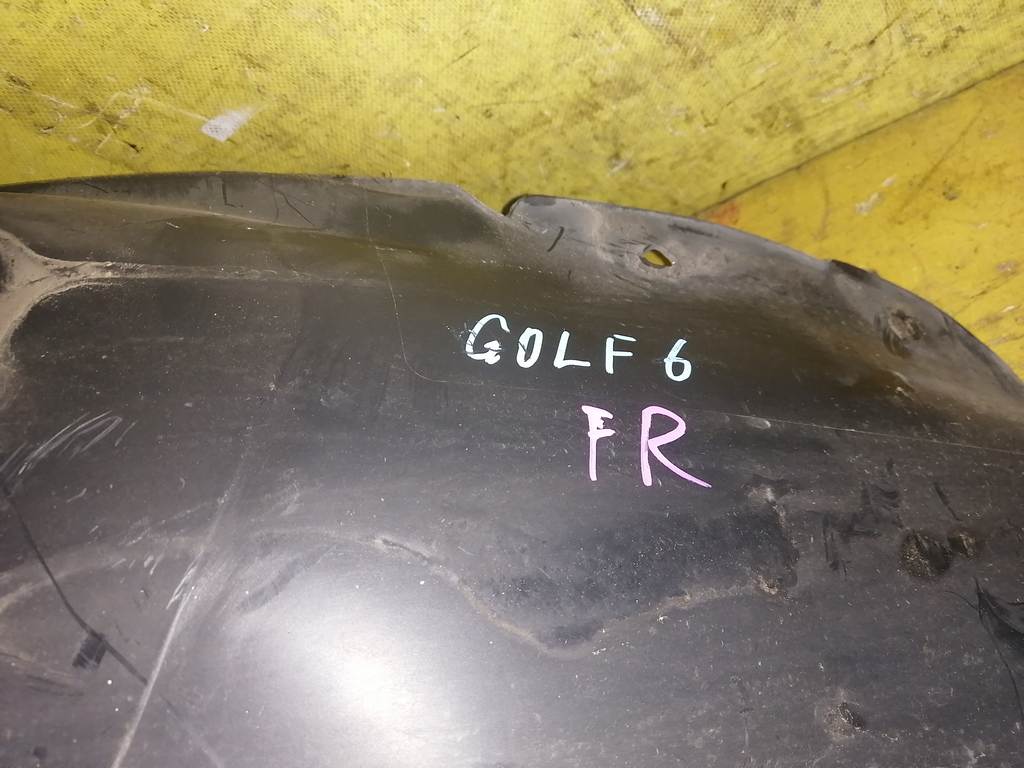 GOLF 1KCAV ПОДКРЫЛОК ПЕРЕДНИЙ ПРАВЫЙ Volkswagen Golf